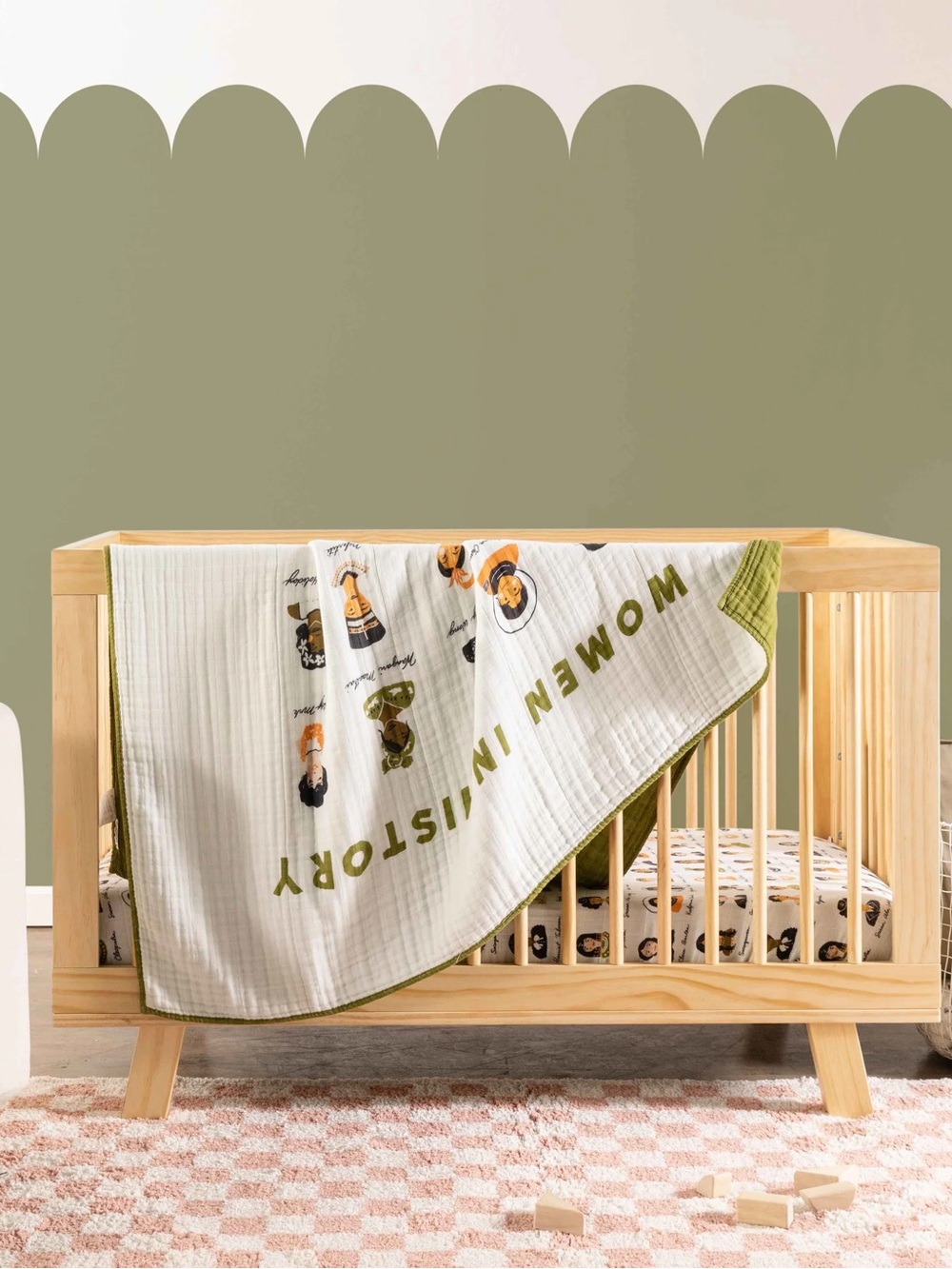 Babyletto Women in History Organic Muslin Cotton Crib Quilt